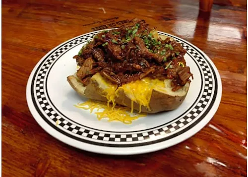 Photo 1 of 4: Pit Master Bbq & Cafe