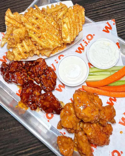 Wing It On!