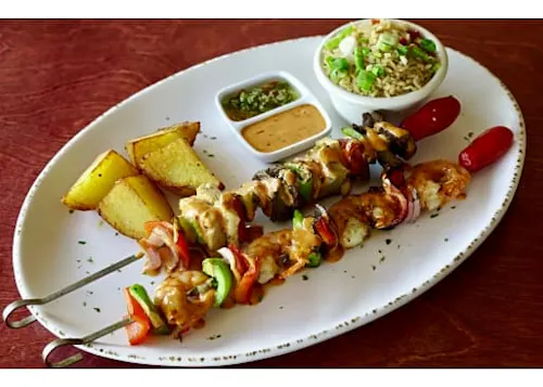Mariscos Ruta 16 y Mas