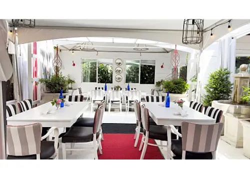 Café Nell