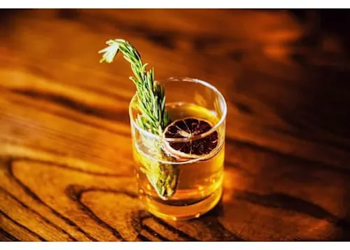 TAP IN Kitchen & Cocktails