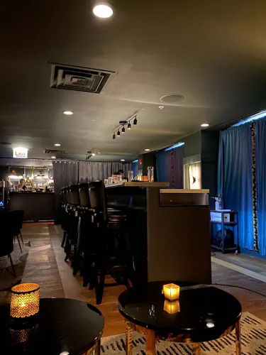 Sushi Suite 202 Hotel Lincoln