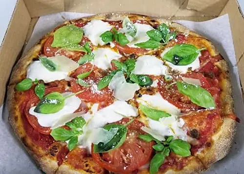 Photo 1 of 4: Parrish Pizzeria