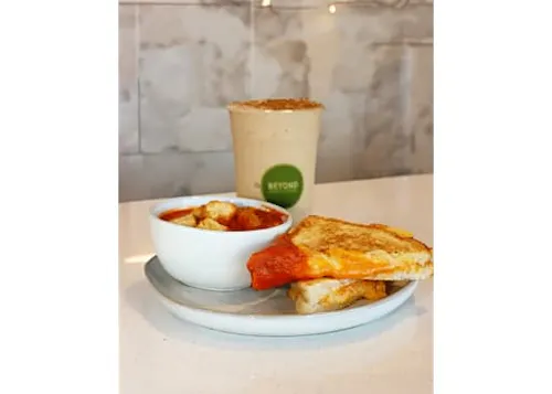 Photo 1 of 4: Beyond Juicery and Eatery Warren