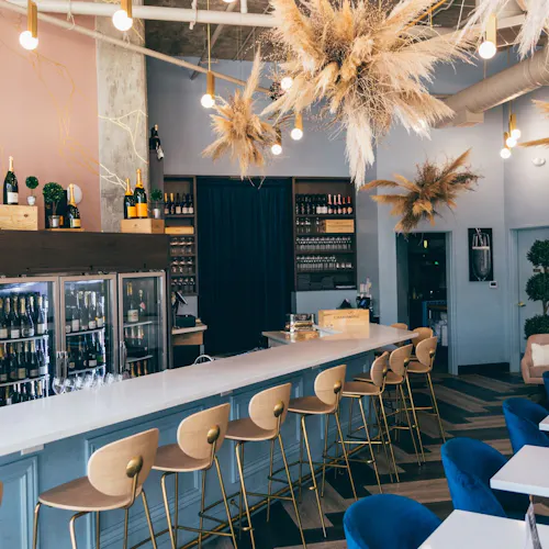 Photo 1 of 4: Fizz Champagne & Bubbles Bar