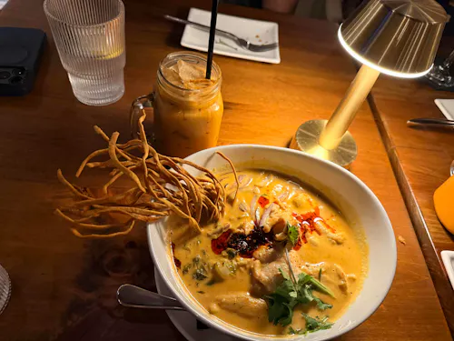 Sakhuu Thai - Plano