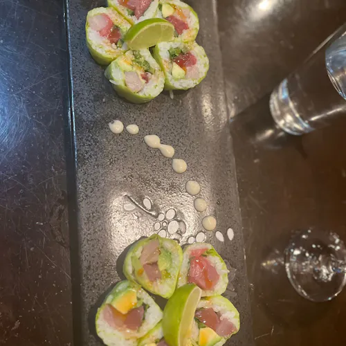 Raiz Kitchen Sushi Bar
