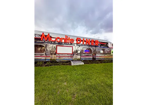 Moonlite Diner Hollywood
