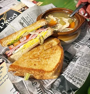 Oliver's Pourhouse