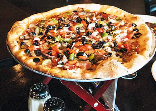 Giovanni's Pizzeria & Kitchen