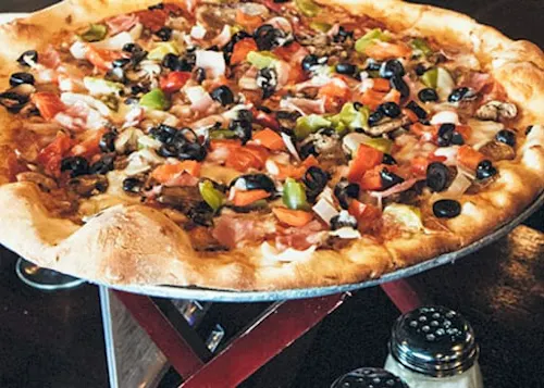Giovanni's Pizzeria & Kitchen