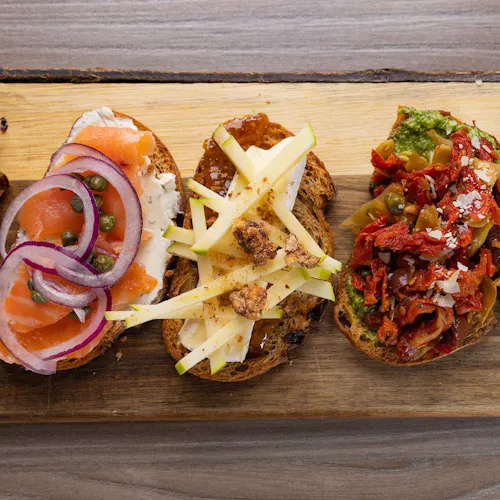 Foch Cafe & Bistro