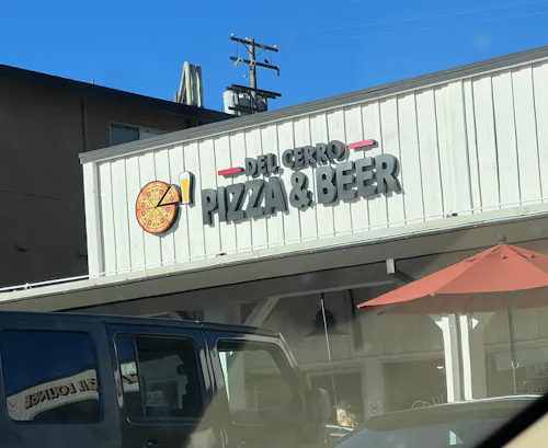 Del Cerro Pizza