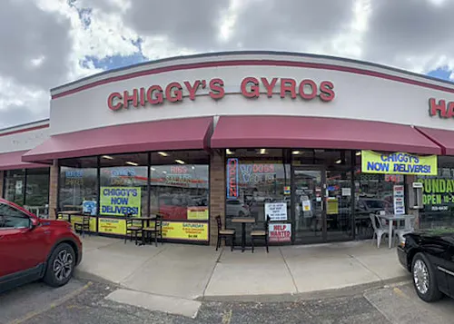 Photo 1 of 4: Chiggy's Gyros