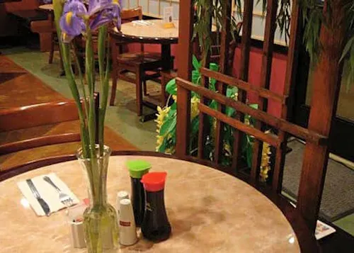 Lemongrass Sushi & Thai Restaurant