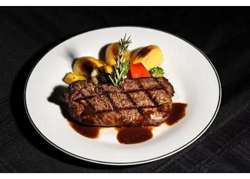 Cicada Restaurant and Lounge