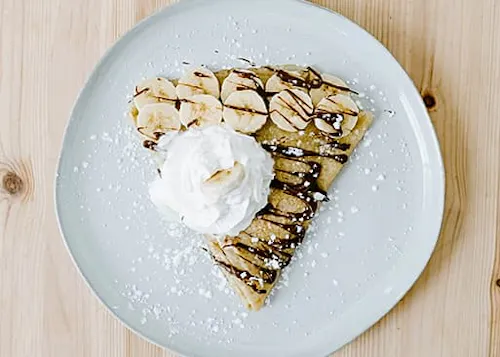 Fay's Crepes - Bubbly Hall