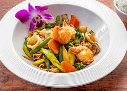 Tum Thai