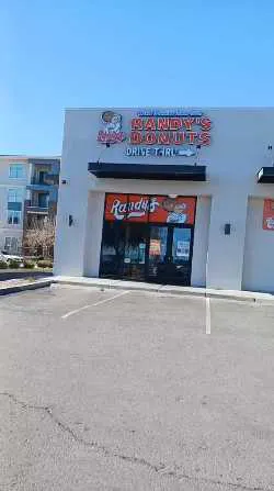 Randy's Donuts - Spring Valley
