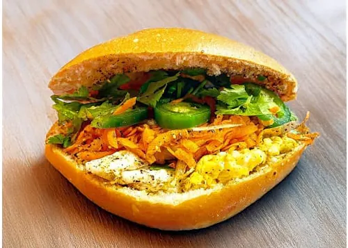 Mo'Tea & Banh Mi