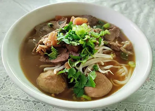 Photo 1 of 4: Thai Food Express