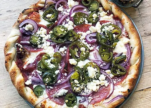 Blind Onion Pizza