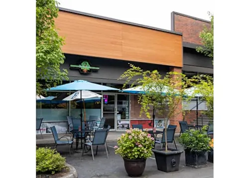 Berkeley's Bar & Grill