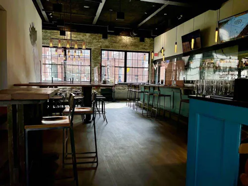 SOURCE Restaurant