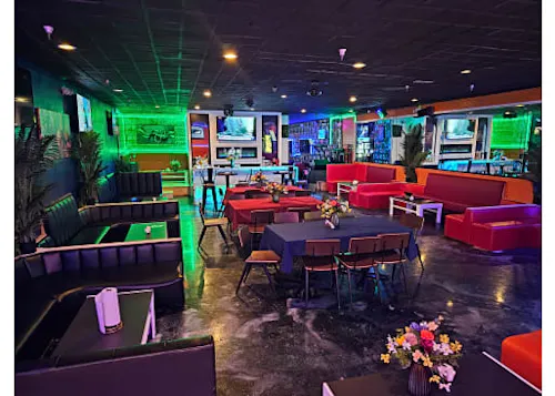 Dovis Best Restaurant & Bar, Cyndy's Seafood