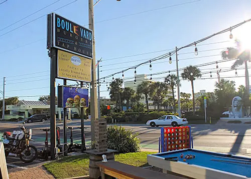 Photo 1 of 4: Boulevard Burgers & Tap House