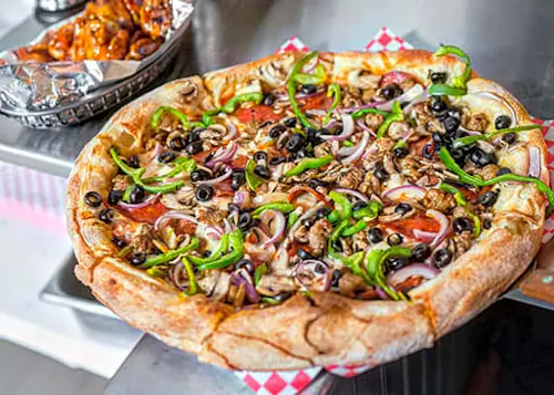 600 Degrees Pizzeria & Draft House