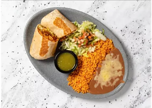 Las Cazuelas Chilaquiles & Taco Bar