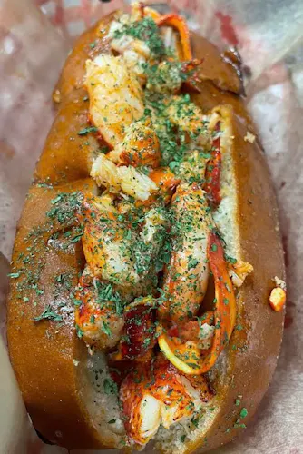 Shaking Crab Williamsburg