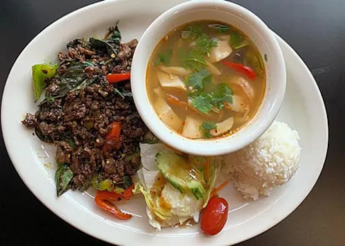 Photo 1 of 4: Cashew Thai Cuisine