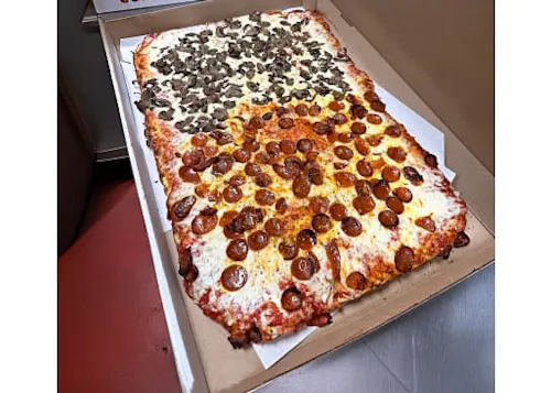 Bocce Club Pizza
