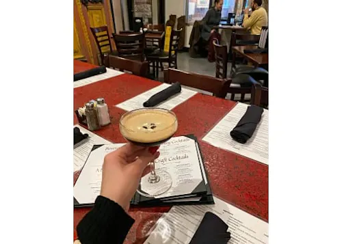 Ramsi's Cafe On The World