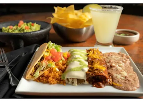 Cantina Laredo at DFW - Terminal B Gate 29