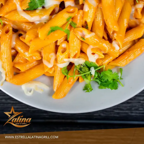 Estrella Latina Bar & Grill