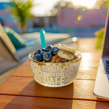 Photo 1 of 4: Tropical Smoothie Cafe