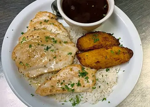 Twisted Cuban Cafe & Bar