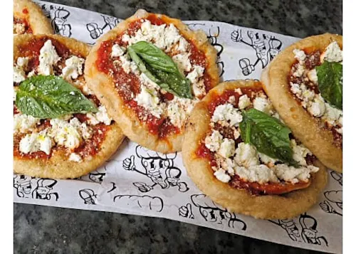 Tony's Pizza