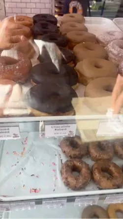 Randy's Donuts - Santa Clara