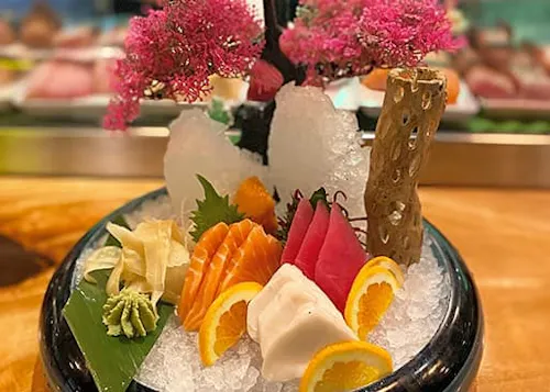 Happy Fish Sushi Pines