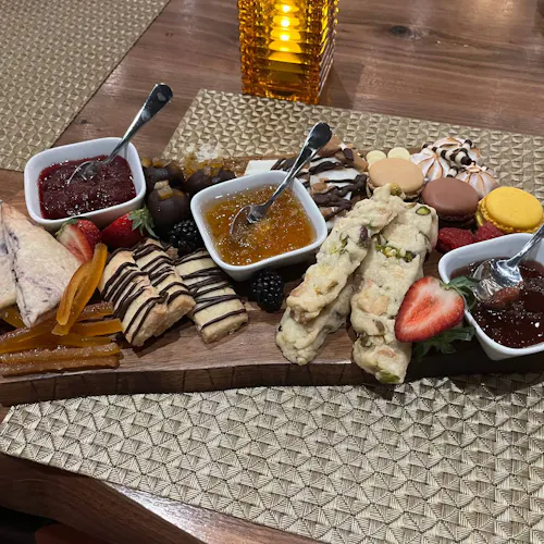 Oliver's Chop House & Bourbon Bar