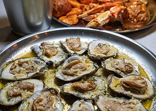 Photo 1 of 4: Hook & Reel Cajun Seafood
