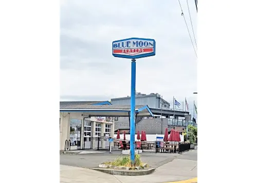 Blue Moon Burgers - Alki