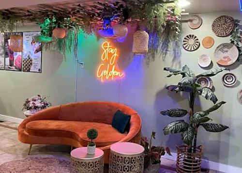 Golden Tea Cafe