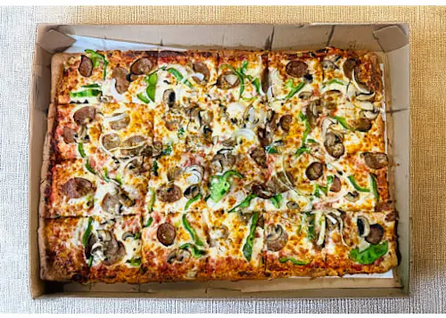 GREG'S Pizza