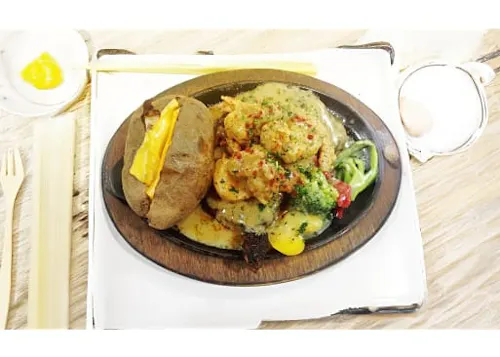 Monte's Steak & Seafood