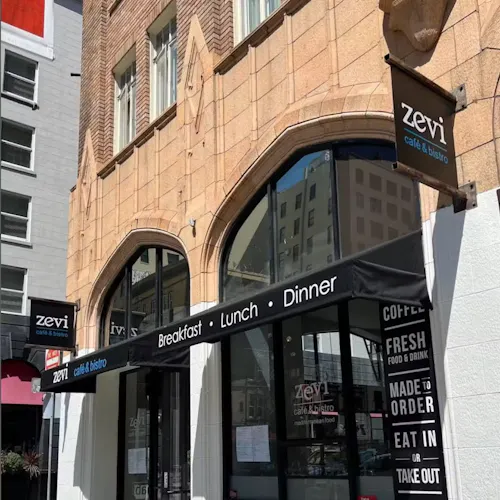 Photo 1 of 4: Zevi Cafe & Bistrob